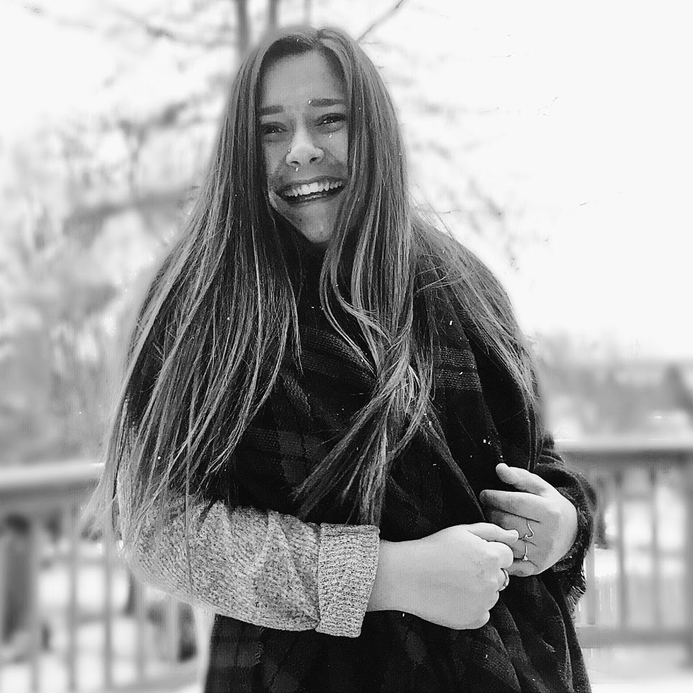 Meet your Posher, Brooke